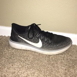 Nike Free Run- Black Size 9